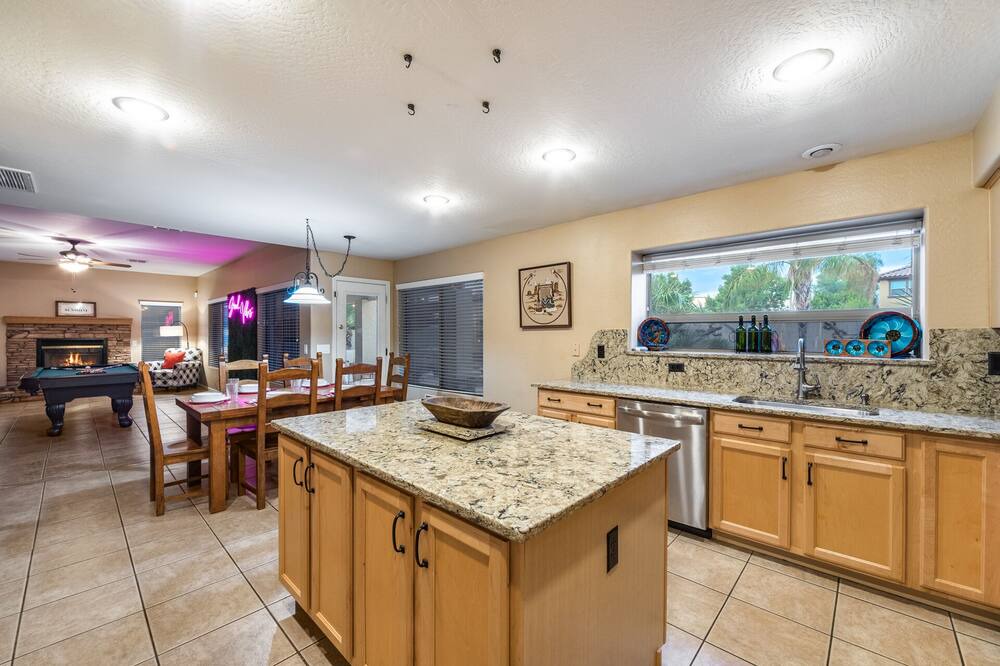 Photo of Kitchen in Canyon Trails
