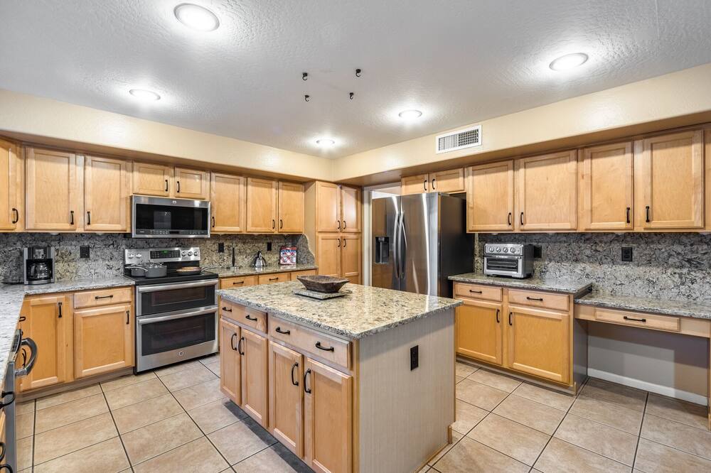 Photo of Kitchen in Canyon Trails