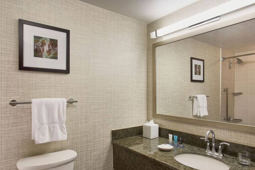 Photo of Bathroom in Lake Forest
