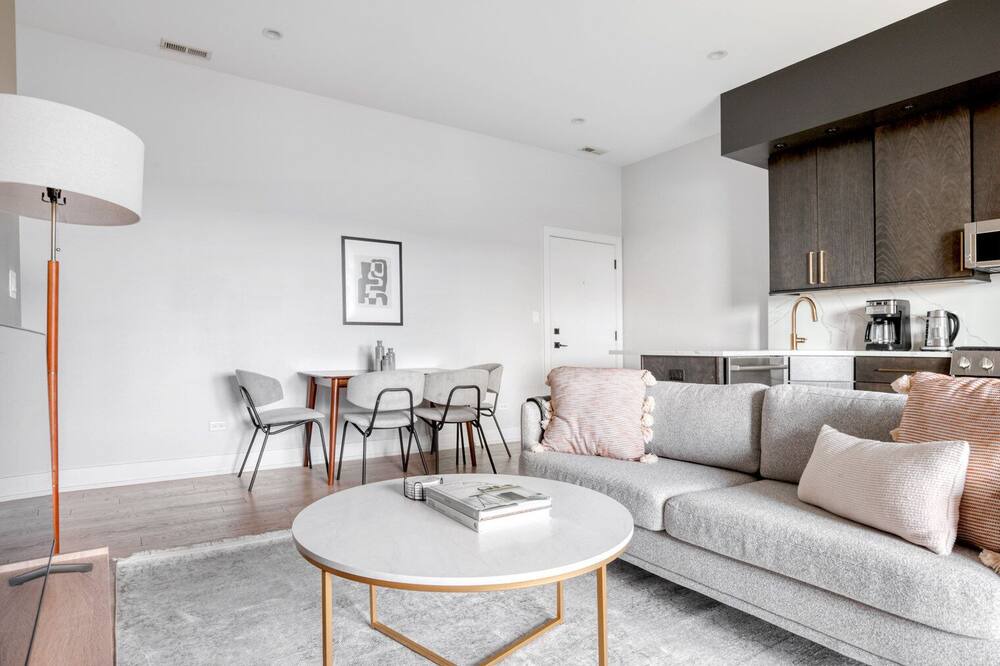 Photo of Livingroom in Bucktown