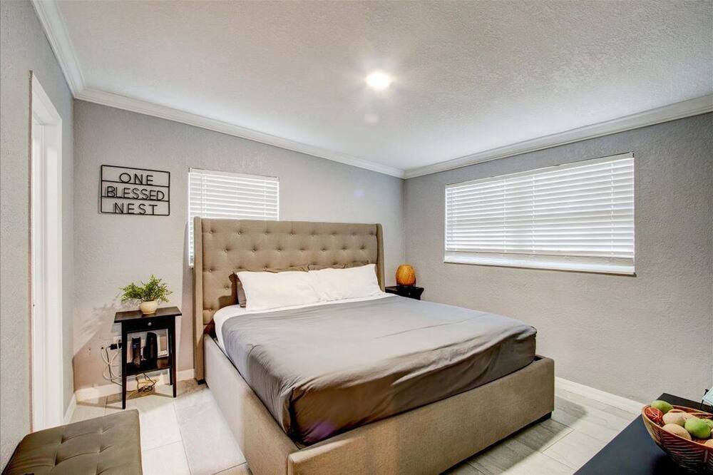 Photo of Bedroom in Altamonte Springs