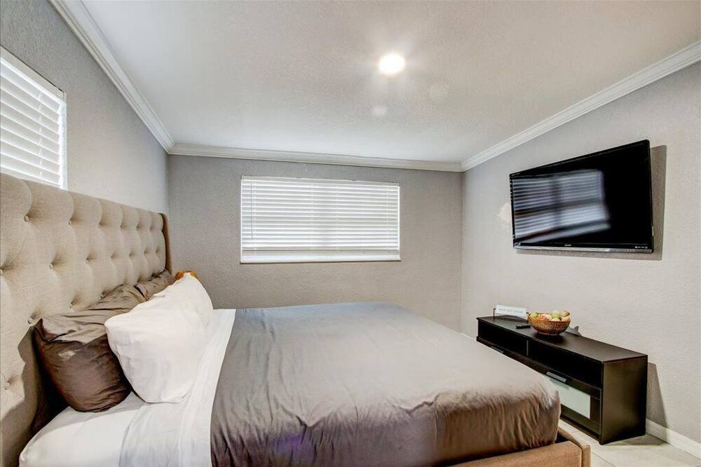Photo of Bedroom in Altamonte Springs