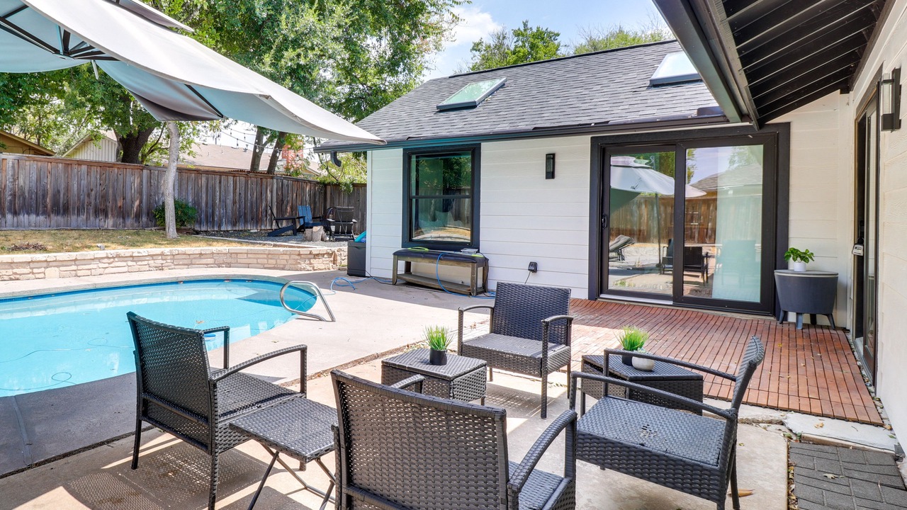 Photo of Patio Balcony in North Austin Civic Association