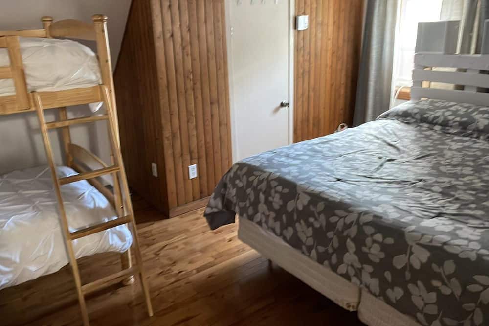 Photo of Bedroom in Chicoutimi