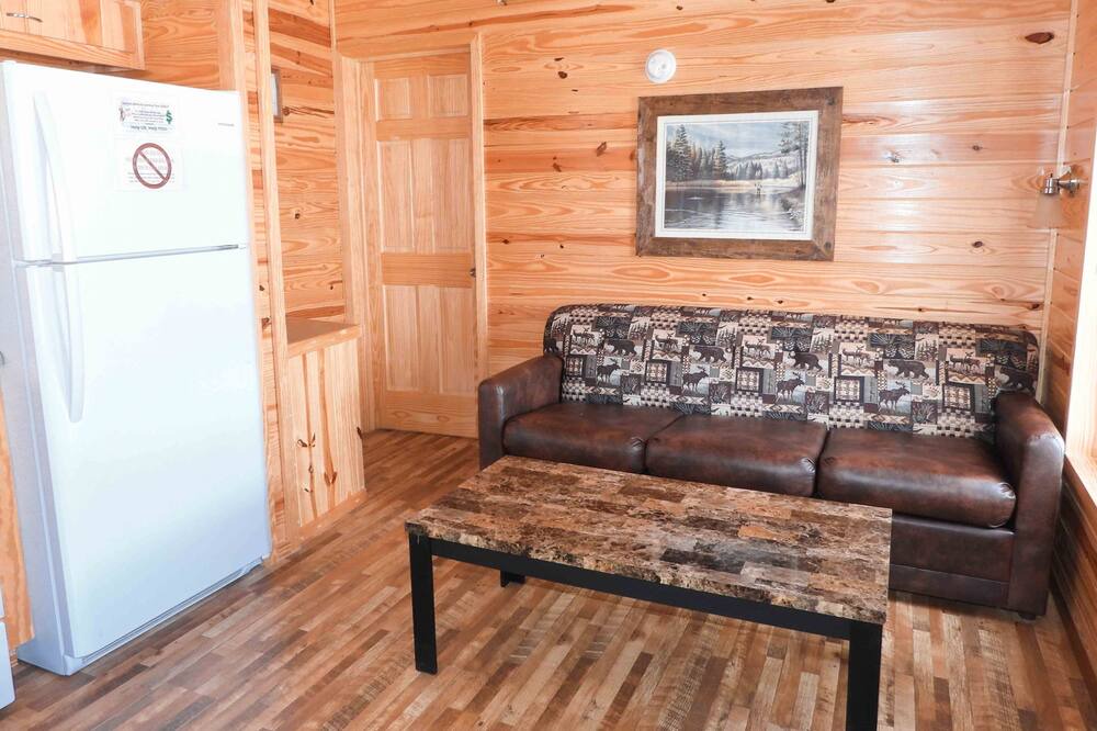 Photo of Bedroom in Leasburg