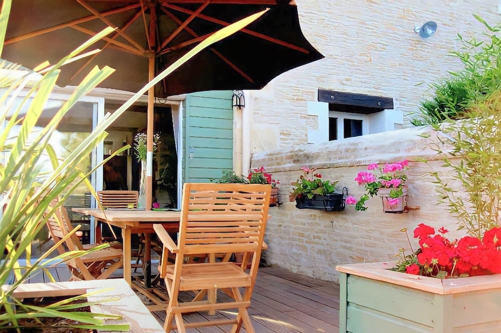 Photo of Outdoor in Basseneville