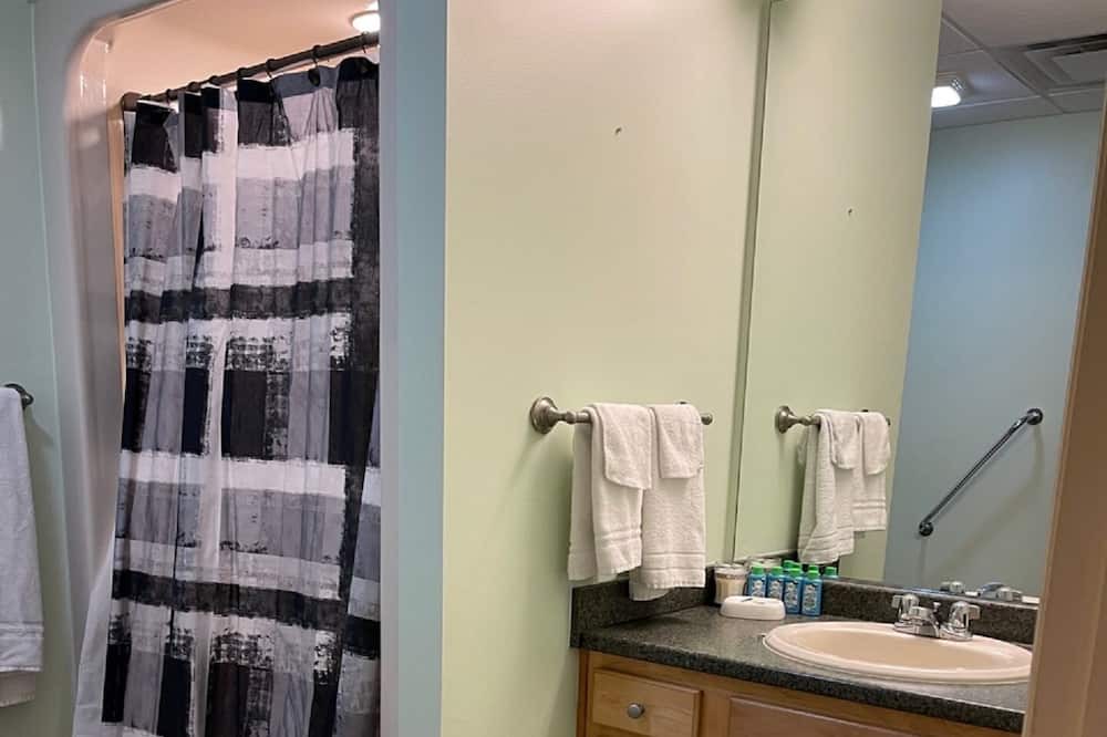 Photo of Bathroom in New Kensington