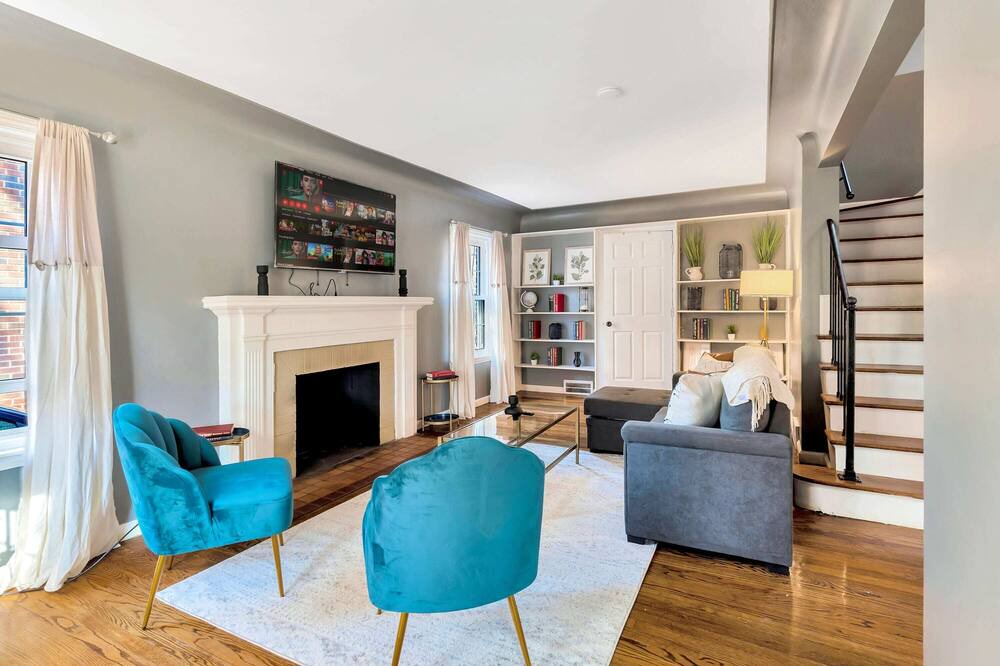 Photo of Livingroom in Grosse Pointe