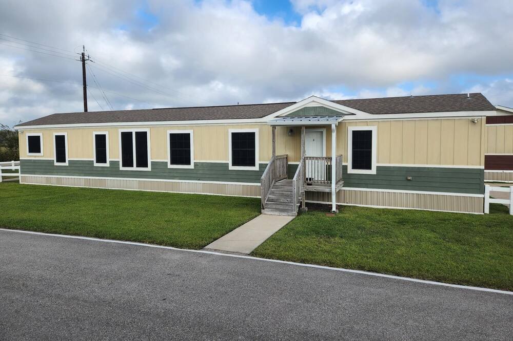 Photo of Outdoor in Lake Jackson