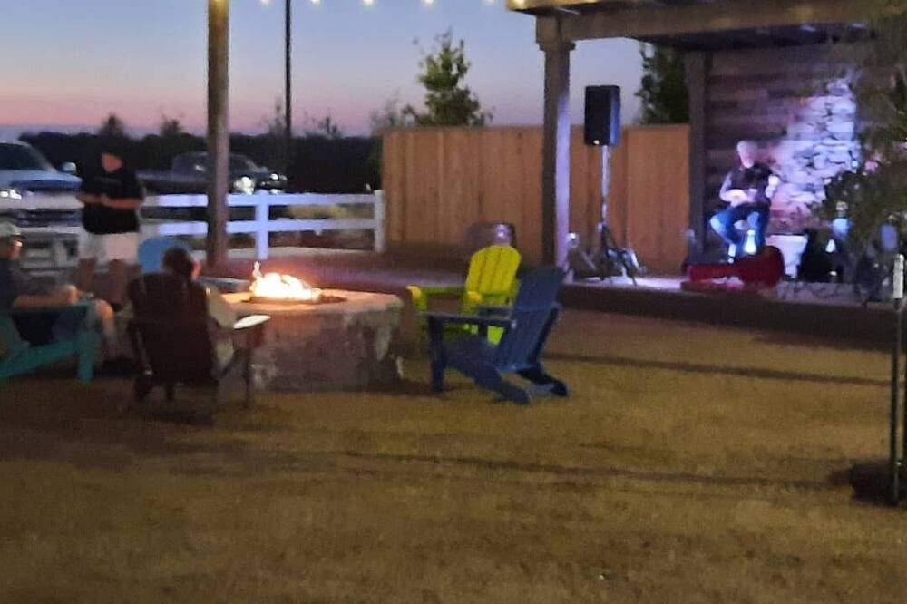 Photo of Others in Lake Jackson