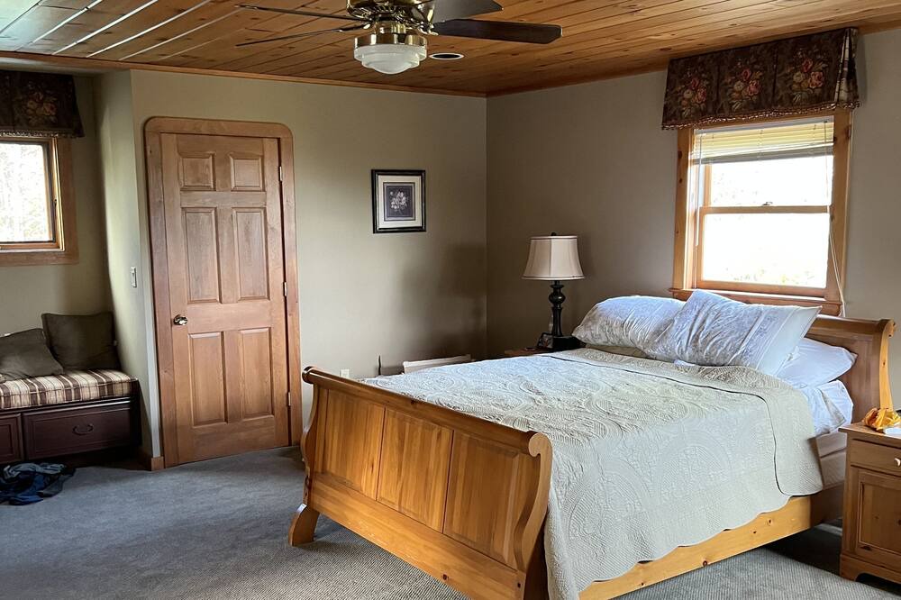 Photo of Bedroom in Ludlow