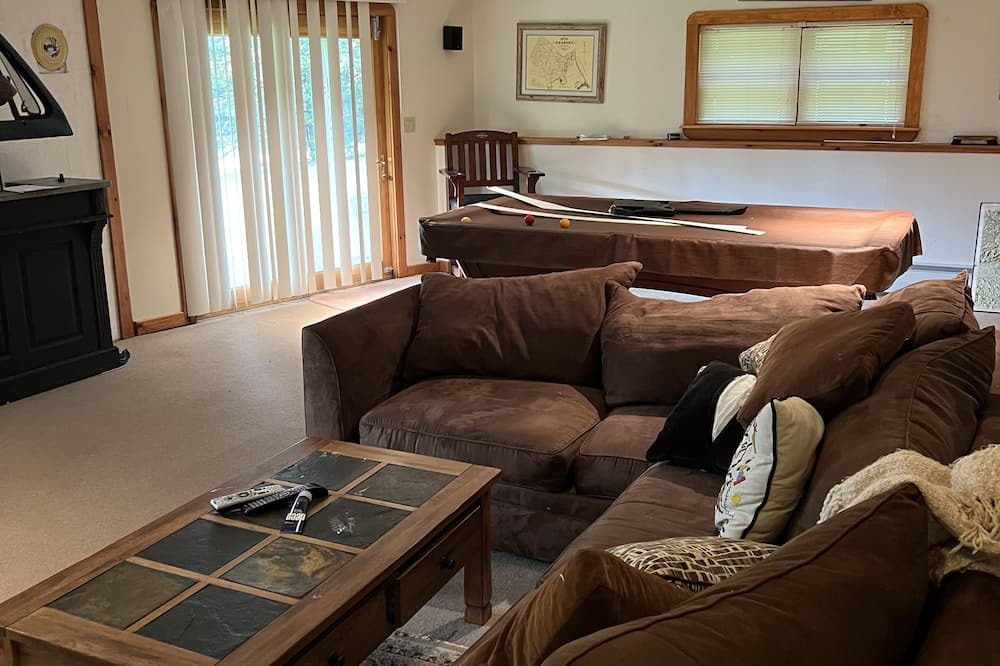 Photo of Others in Ludlow