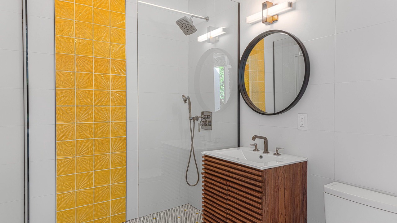 Photo of Bathroom in Warm Sands