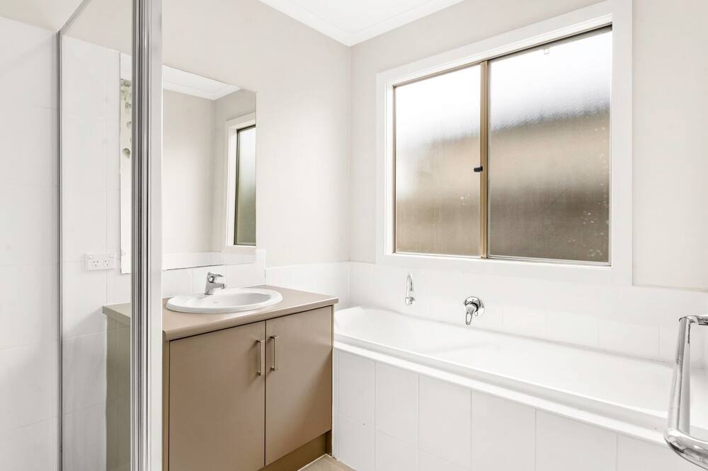 Photo of Others in Coronet Bay