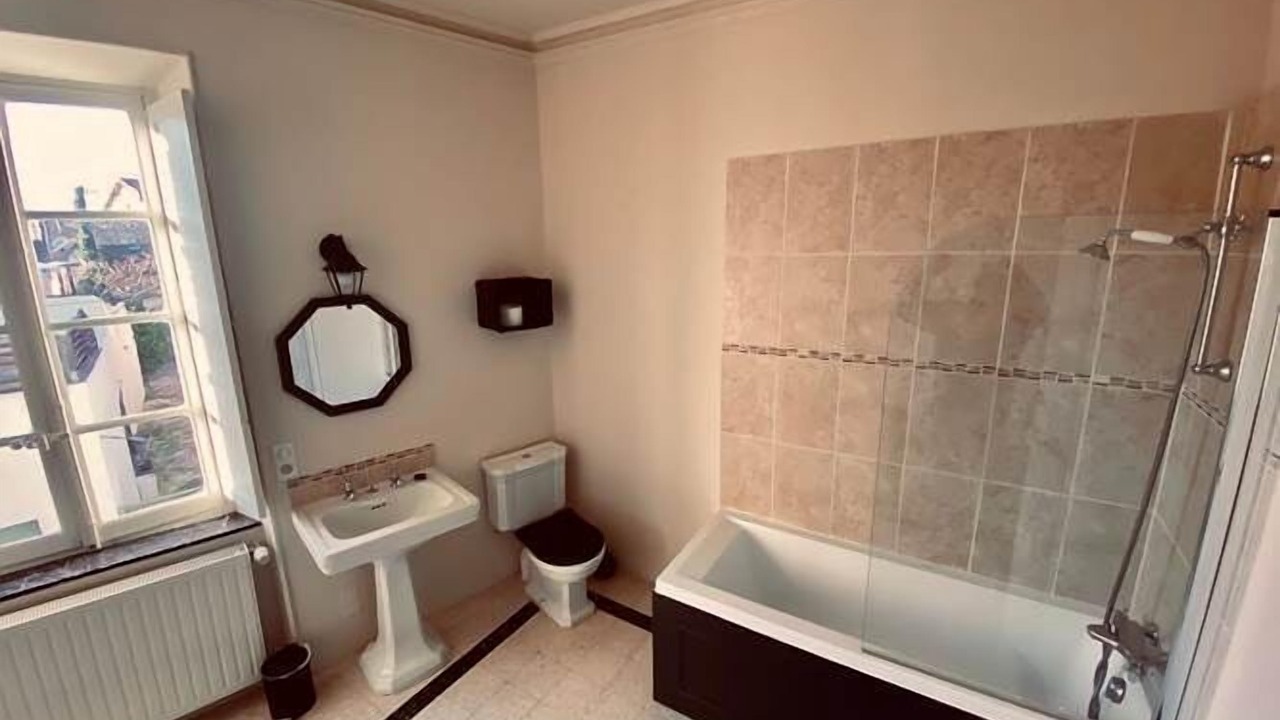 Photo of Bathroom in Montouliers