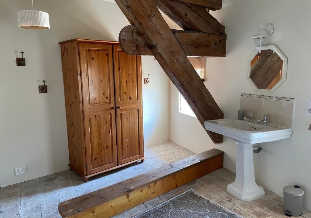 Photo of Bathroom in Montouliers