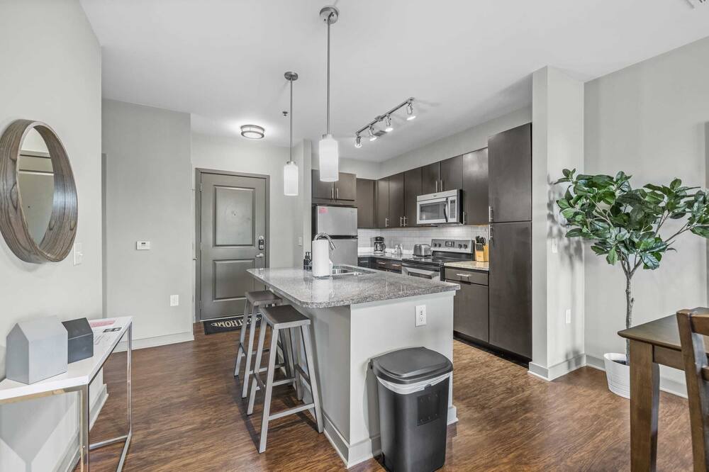Photo of Bedroom in Downtown Decatur