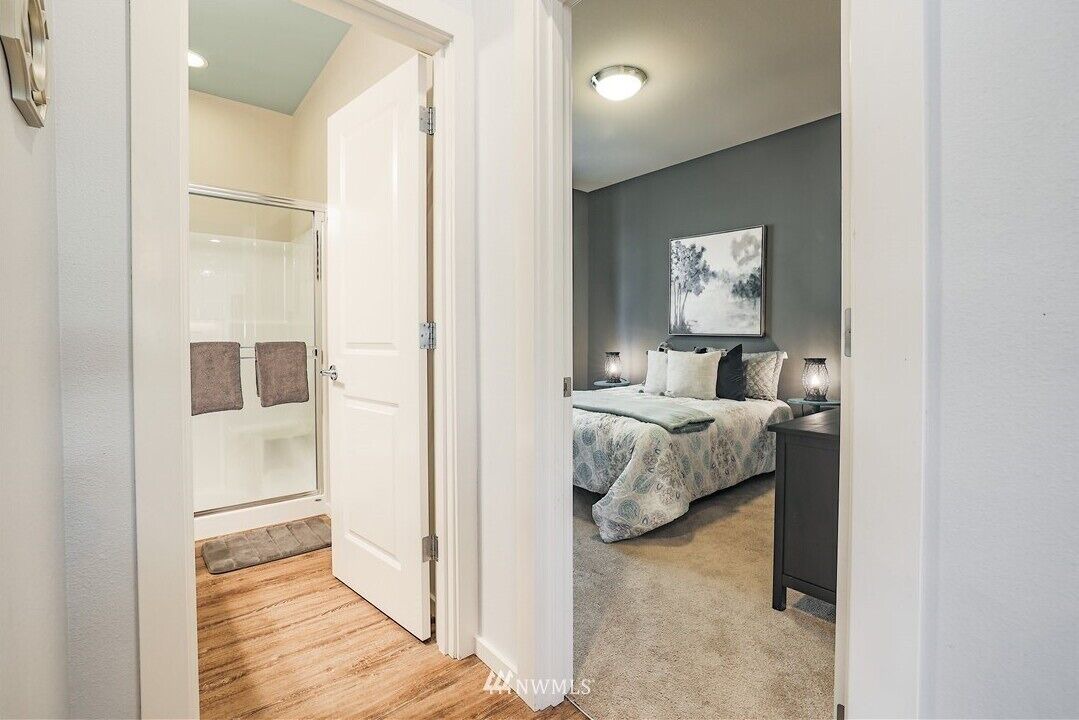 Photo of Others in Maple Valley