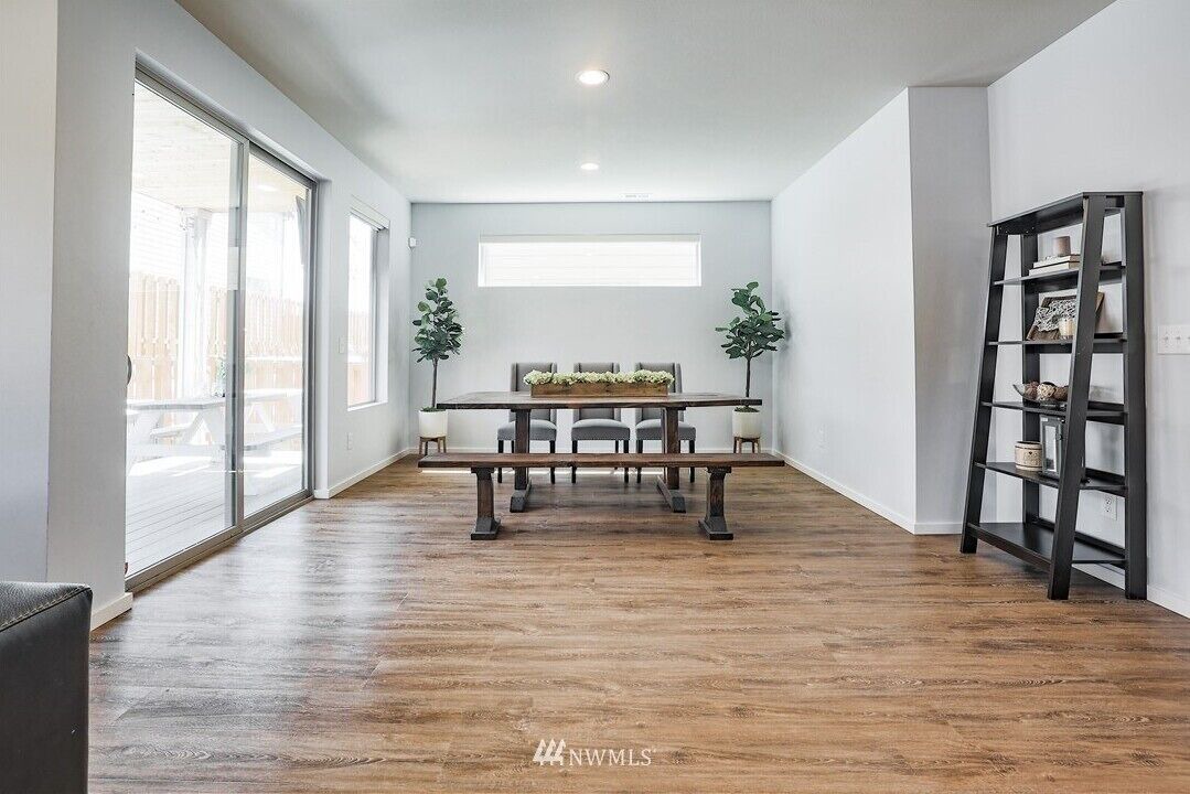 Photo of Others in Maple Valley