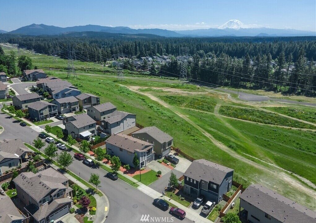 Photo of Outdoor in Maple Valley