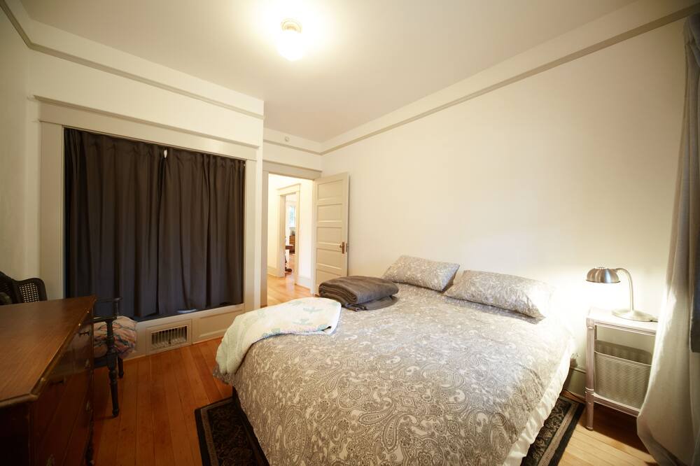 Photo of Bedroom in Overlook