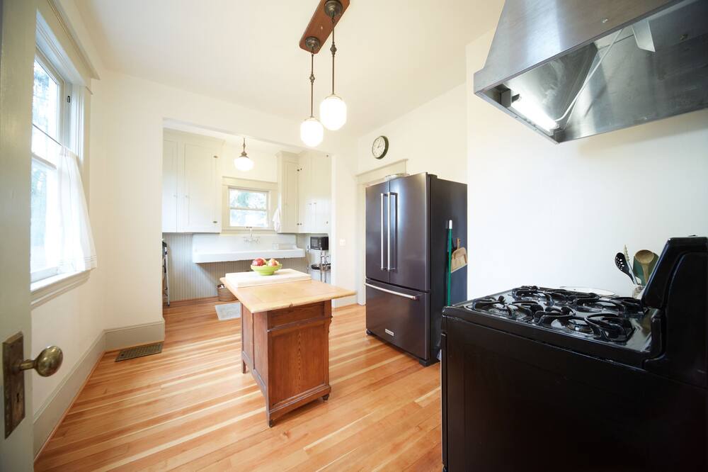 Photo of Others in Overlook