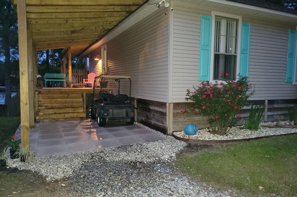 Photo of Others in Maurepas