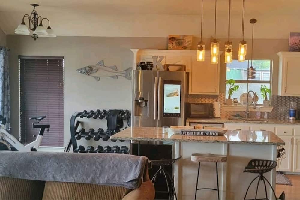Photo of Kitchen in Maurepas