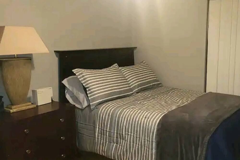 Photo of Bedroom in Maurepas