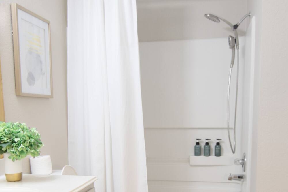 Photo of Bathroom in Medical Center District