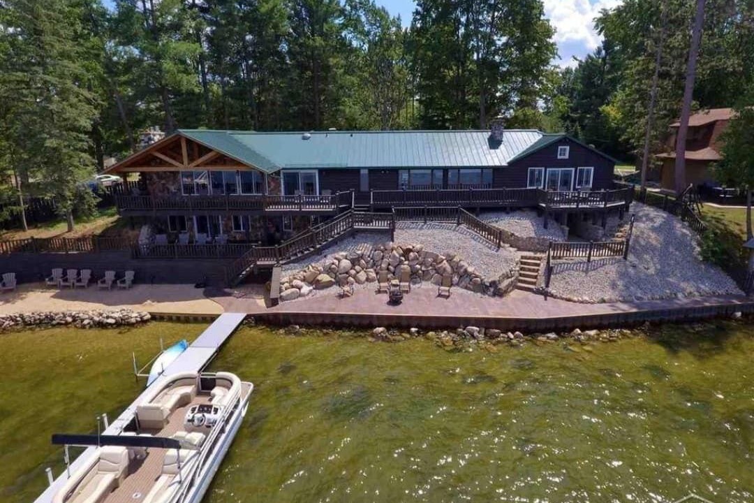 Photo of Outdoor in Lake