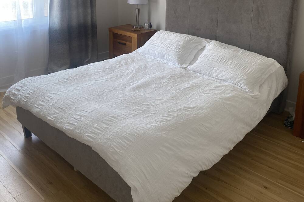 Photo of Bedroom in L'Ile-Perrot