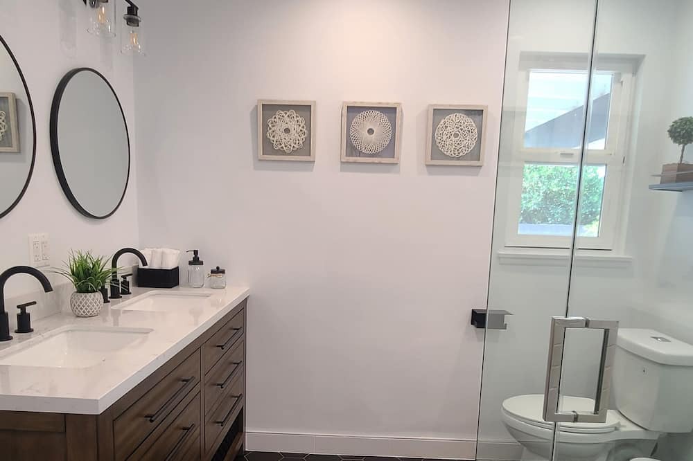 Photo of Bathroom in Canoga Park