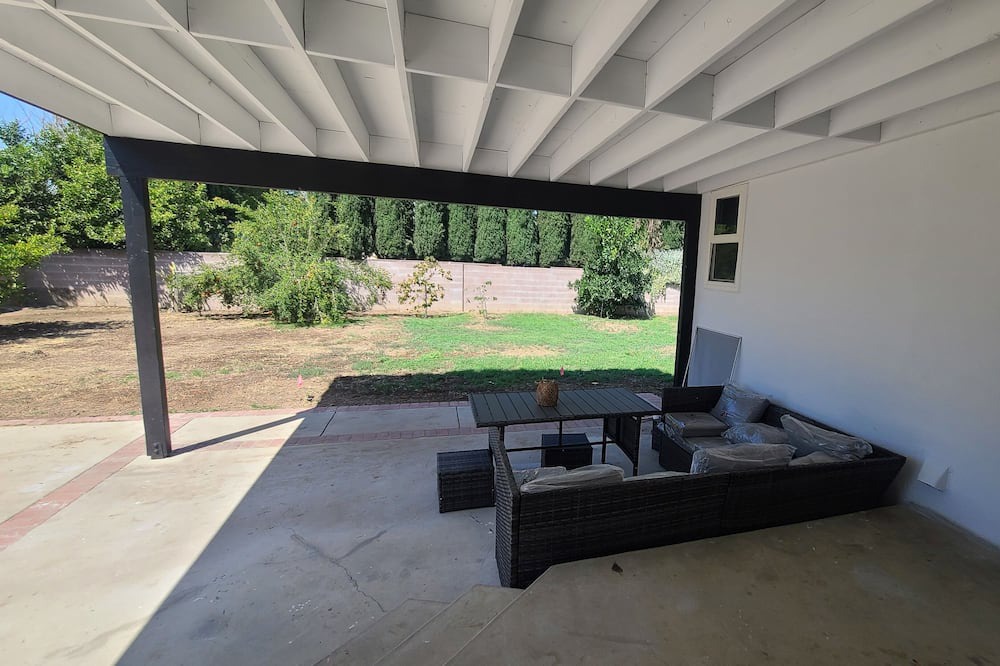 Photo of Patio Balcony in Canoga Park