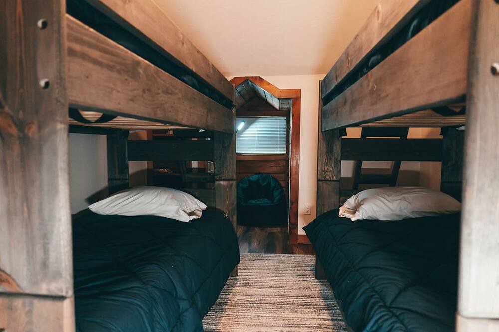 Photo of Bedroom in Montgomery