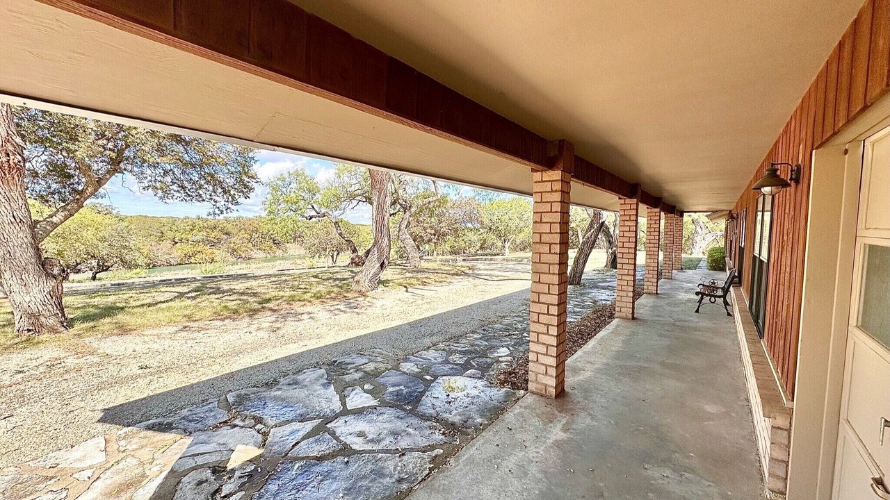 Photo of Patio Balcony in Junction