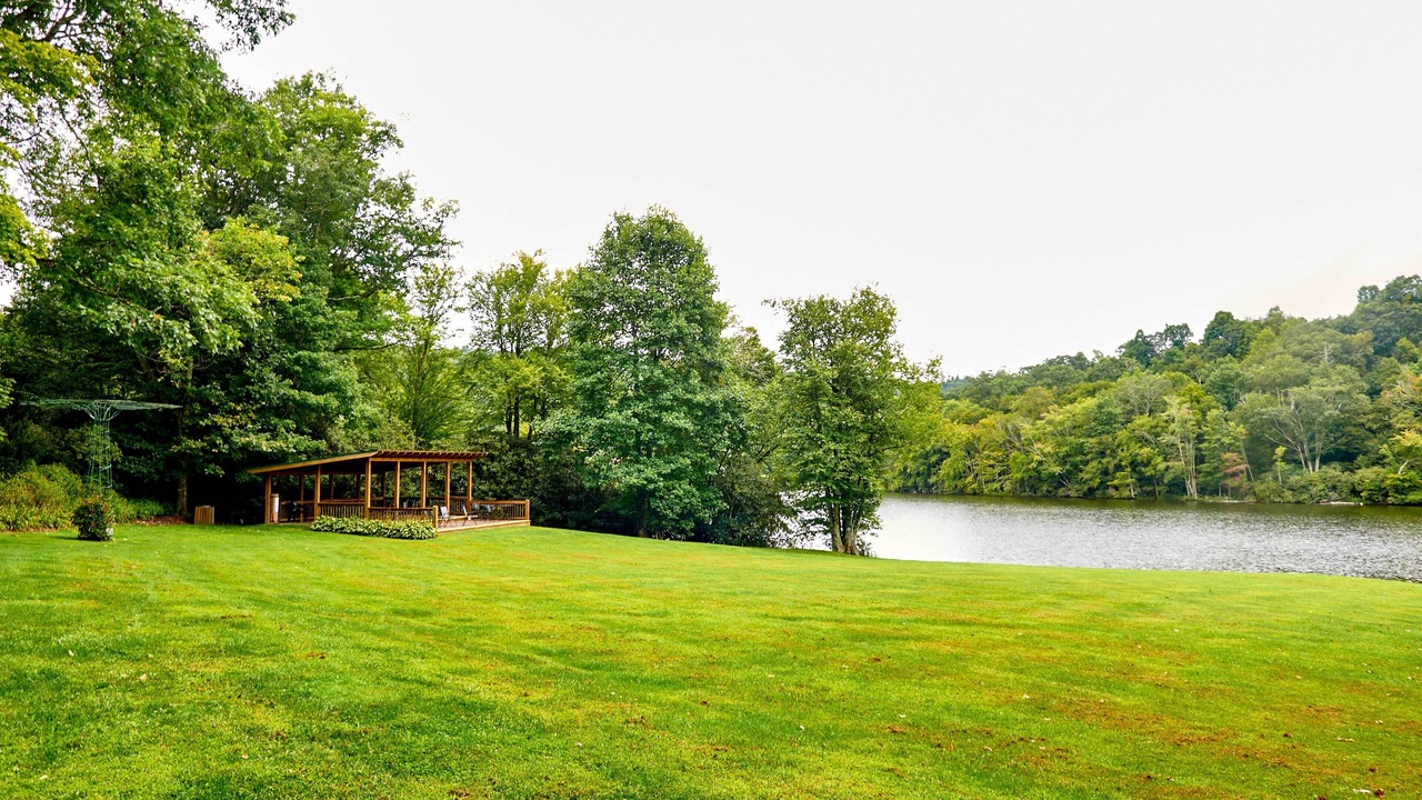 Photo of Outdoor in Newland
