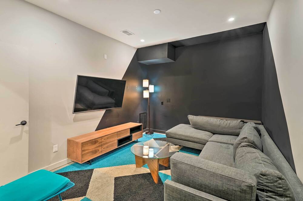 Photo of Others in South of Market