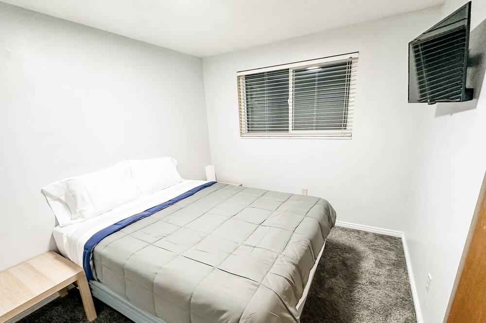 Photo of Bedroom in Bountiful