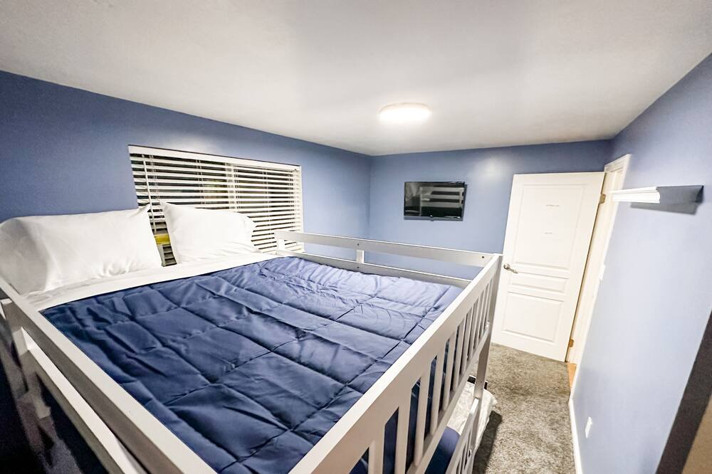 Photo of Bedroom in Bountiful