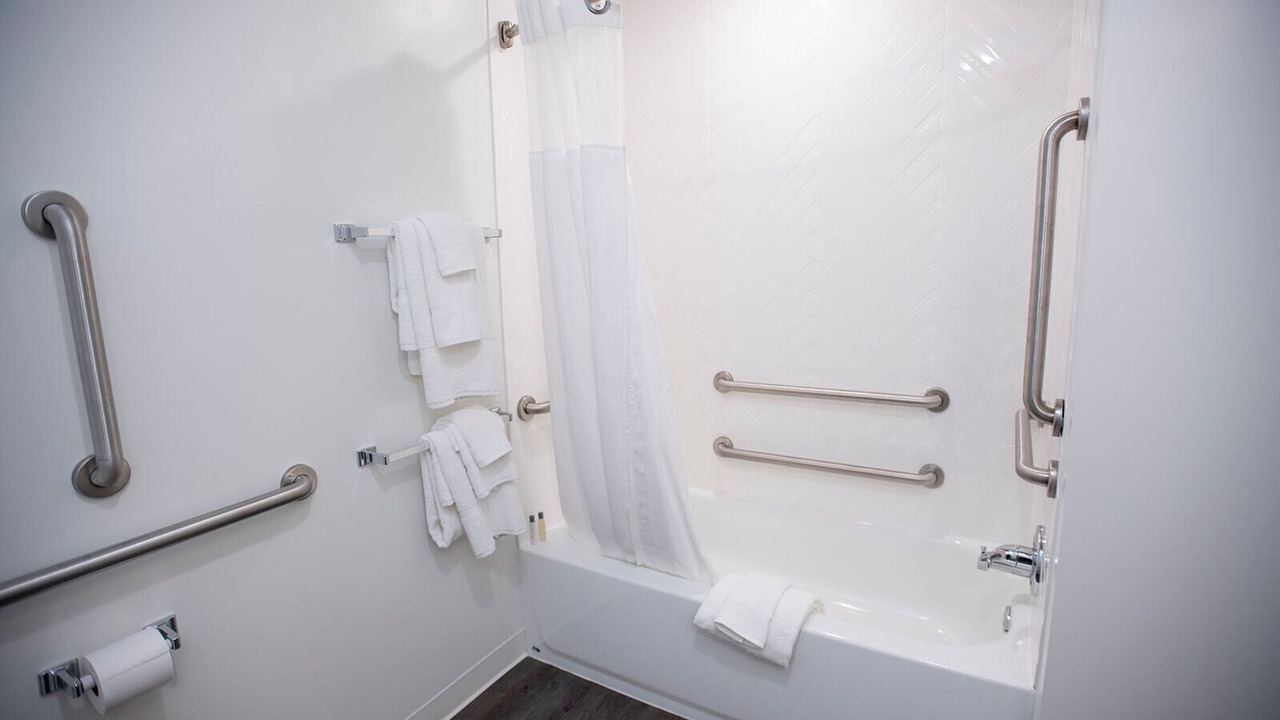 Photo of Bathroom in Greenfield