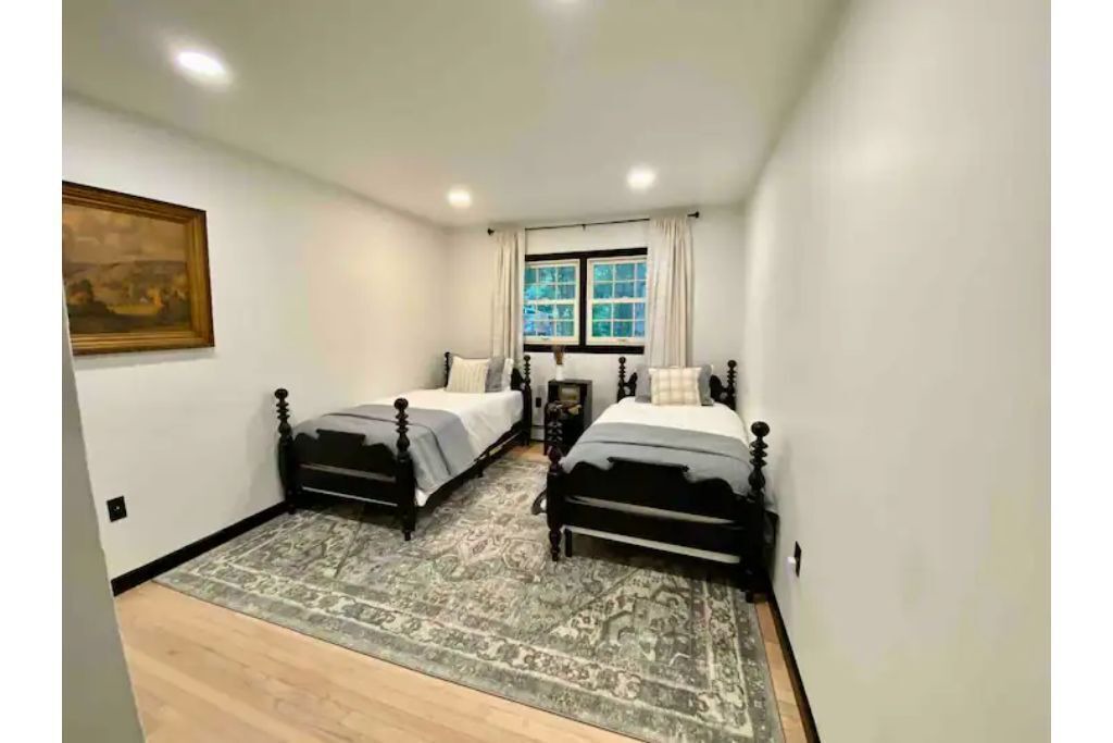 Photo of Others in Warwick