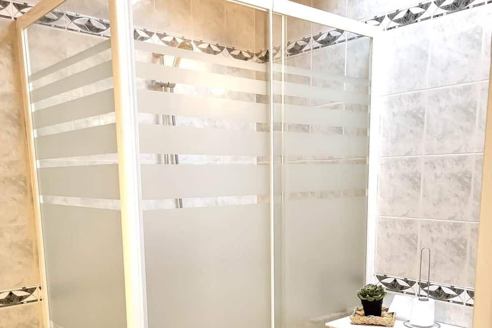 Photo of Bathroom in Blanzay