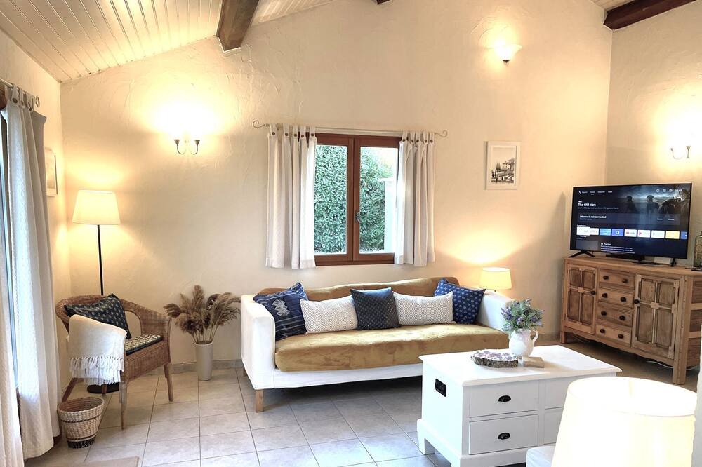 Photo of Livingroom in Blanzay