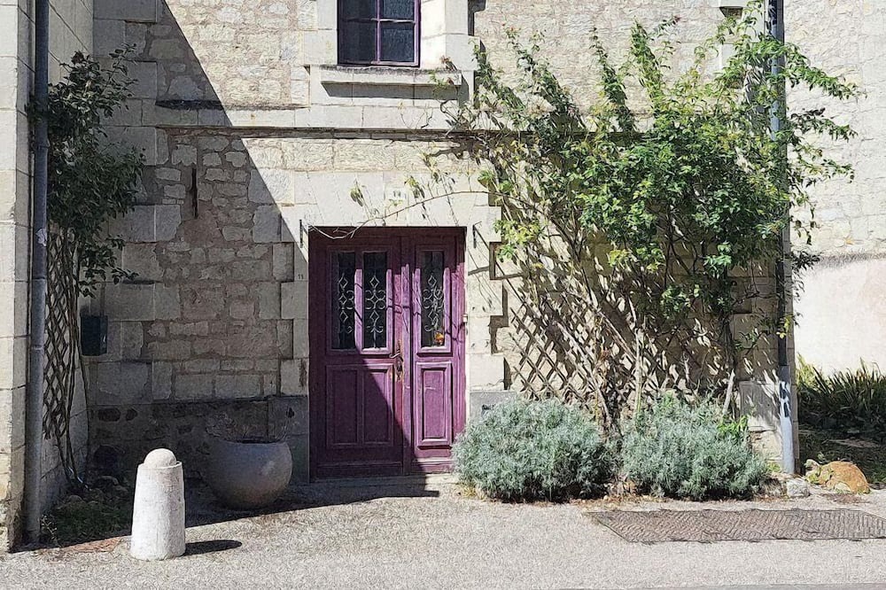 Photo of Bathroom in Fontevraud-l'Abbaye