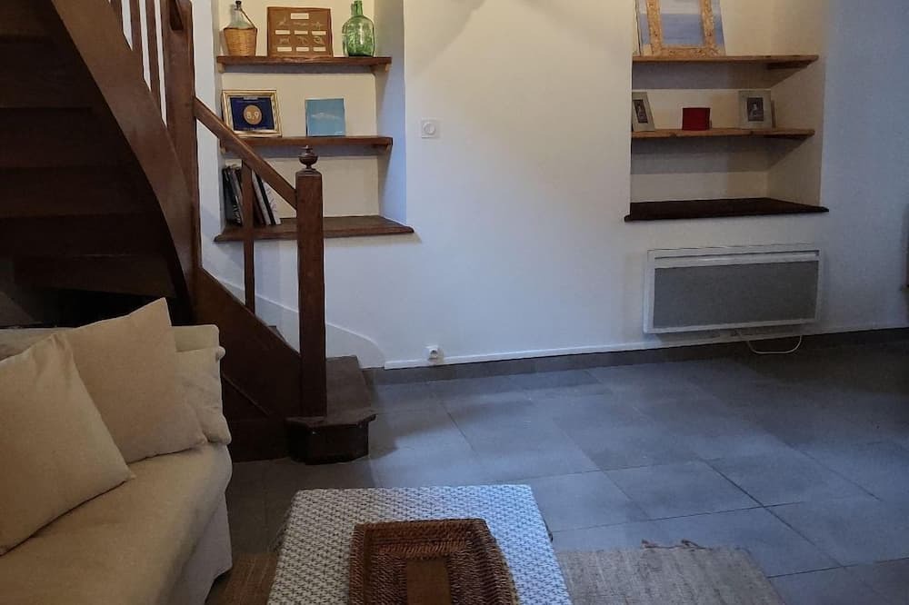 Photo of Livingroom in Fontevraud-l'Abbaye