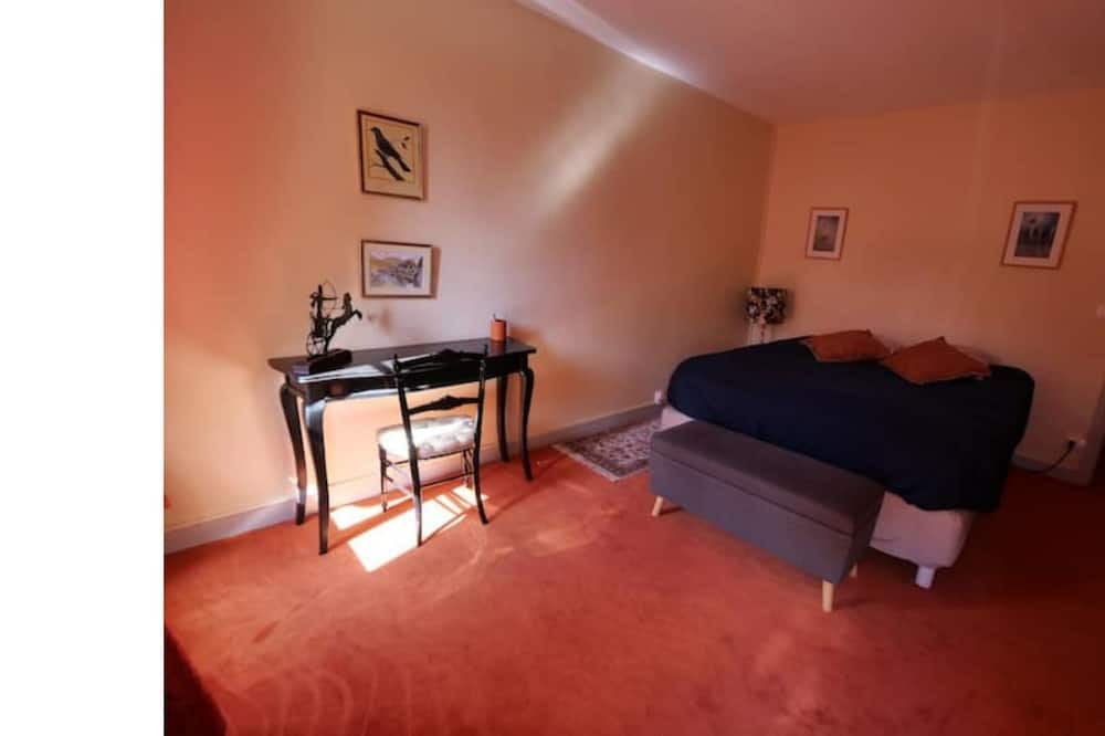 Photo of Bedroom in Dormelles