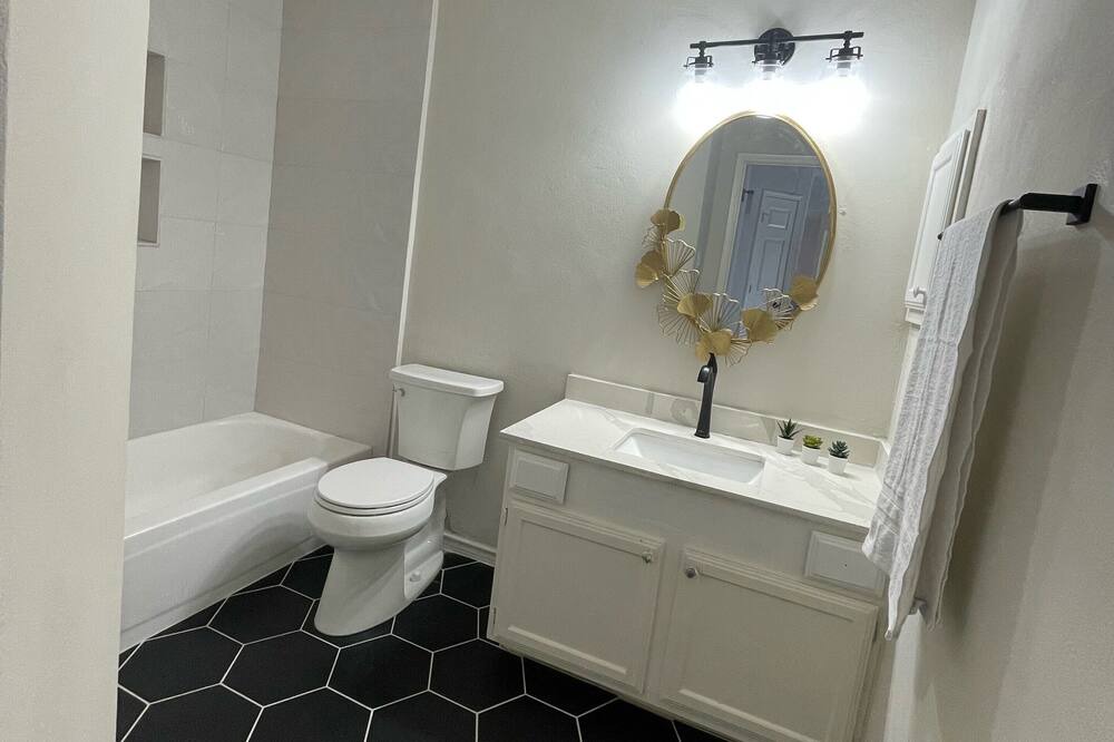 Photo of Bathroom in Plano