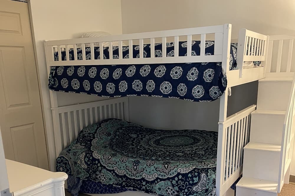 Photo of Bedroom in New Kensington