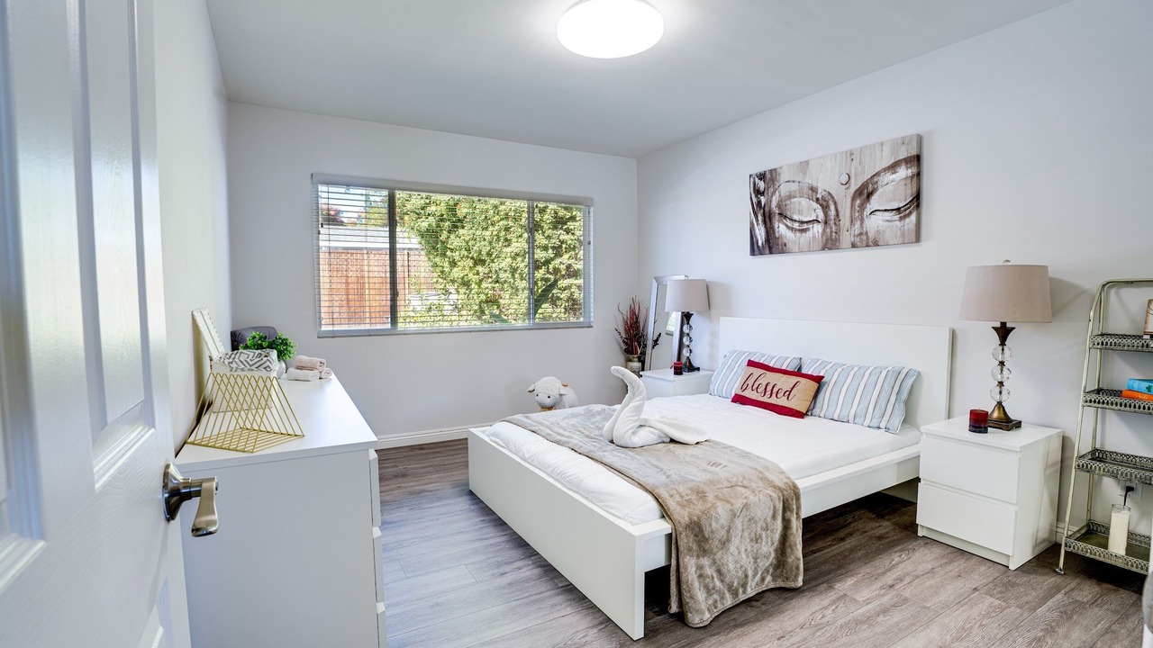 Photo of Bedroom in Canoga Park
